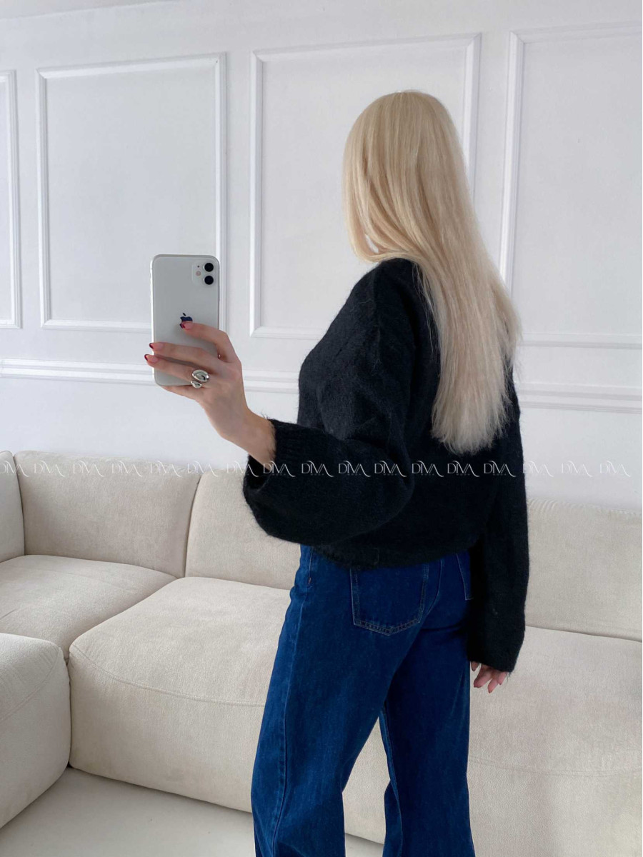 Sveter s V - dekoltom čierny A 153