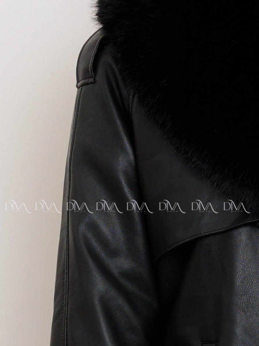 Zateplený koženkový kabát čierny A 74