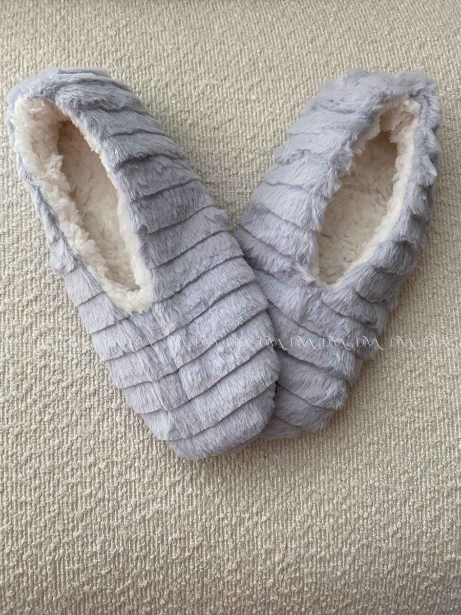 Kožušinové huňaté papučky svetlo sivé