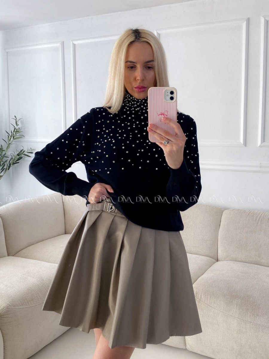 Koženková skladaná sukňa s prackou béžová A 167