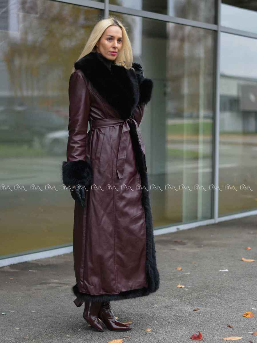 Zateplený koženkový kabát burgundy s čiernou kožušinou A 74