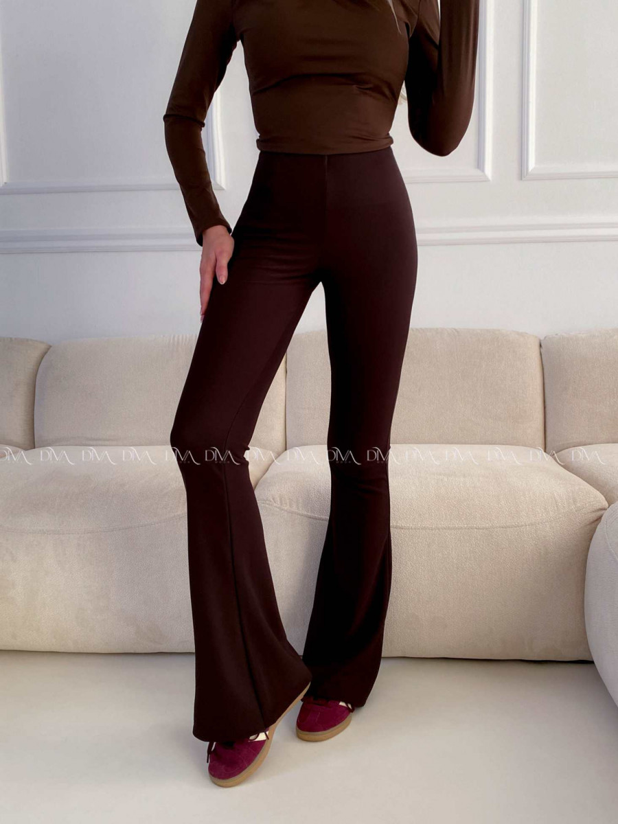 Zvonové legíny s vysokým pásom čokoládové A 171