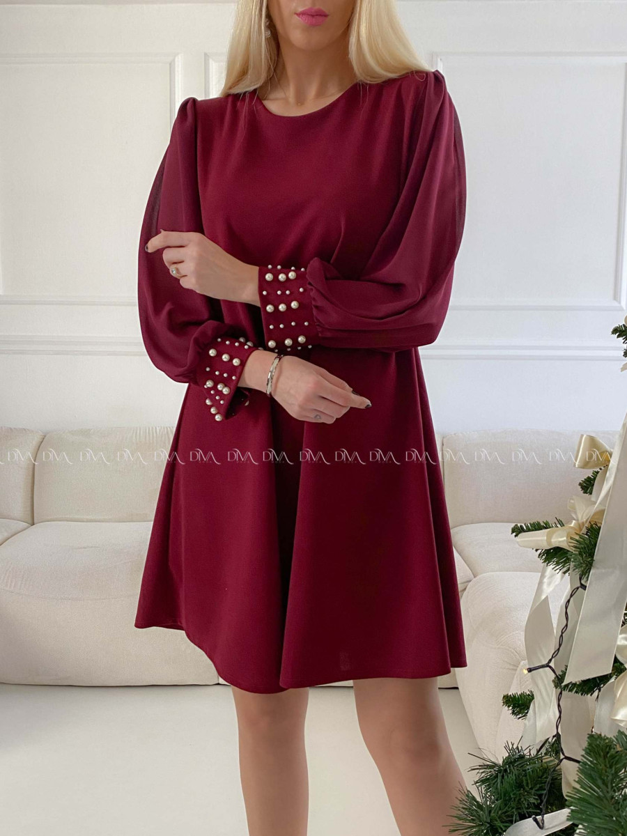 Šaty s perličkami na rukávoch burgundy A 186
