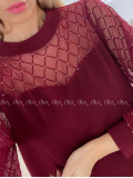 Šaty so sieťovanými rukávmi a trblietkami burgundy A 185