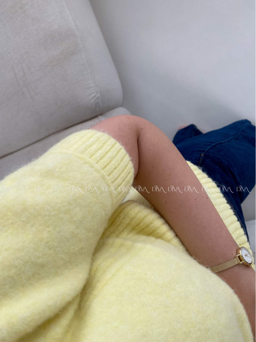 Úpletový svetrík s krátkym rukávom žltý B 15