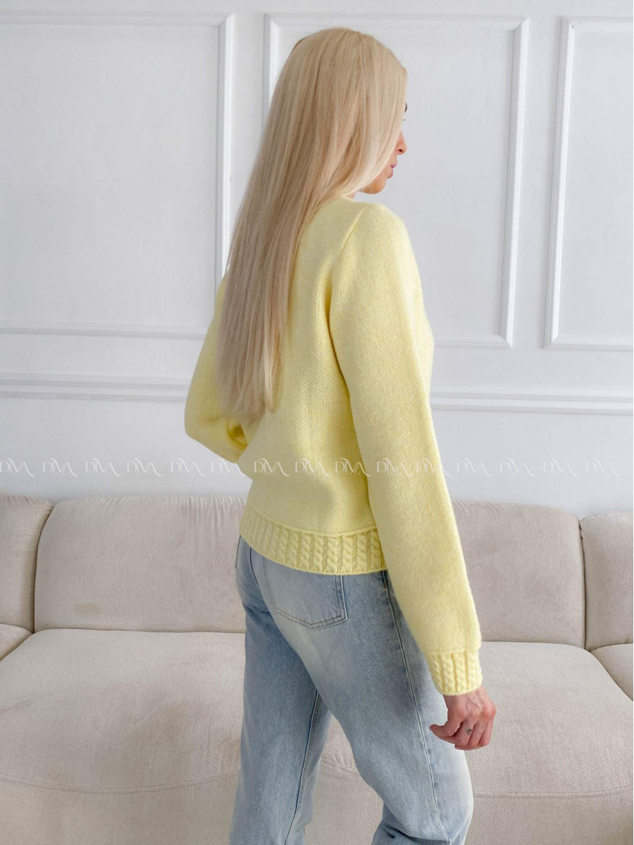 Mäkký kardigan s vrkočovým vzorom žltý B 11