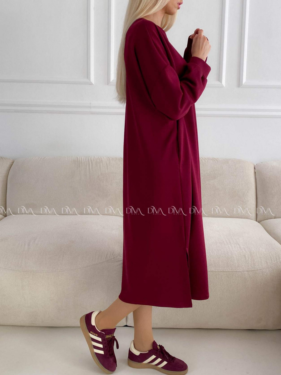 Športové maxi šaty s nášivkou burgundy A 205