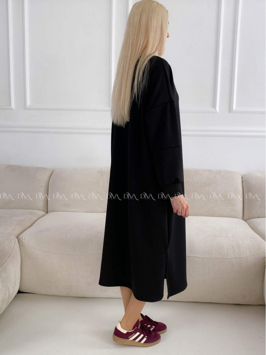 Športové maxi šaty s nášivkou čierne A 205