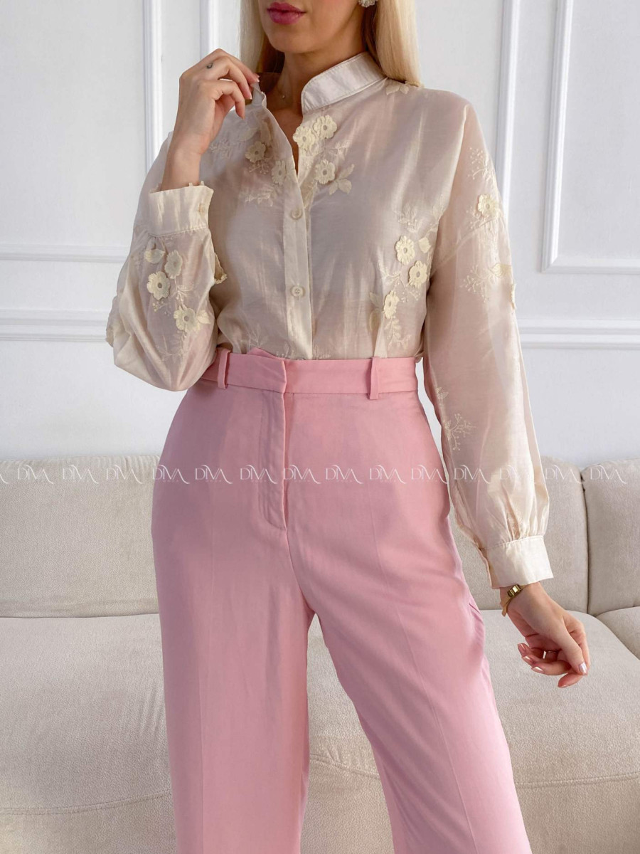 Blúzka s 3D kvetmi maslovo- béžová A 207