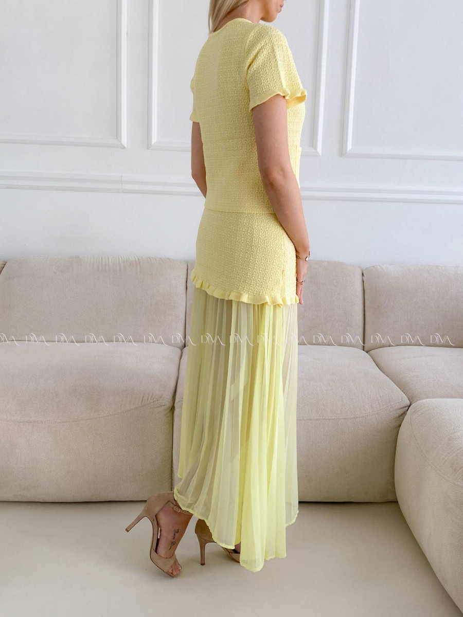 Úpletový elegantný komplet s plisom žltý A 224