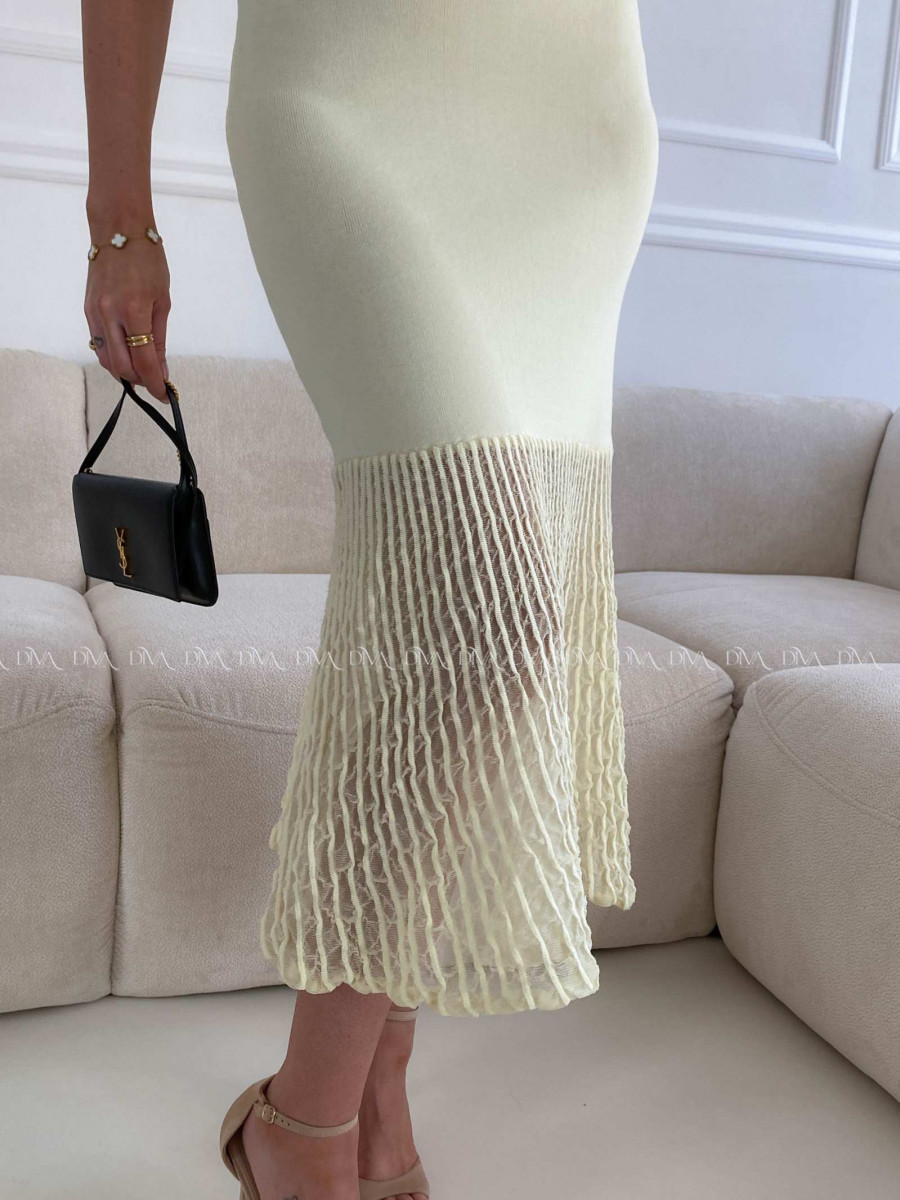 Úpletové priliehavé midi šaty s volánom butter yellow A 233