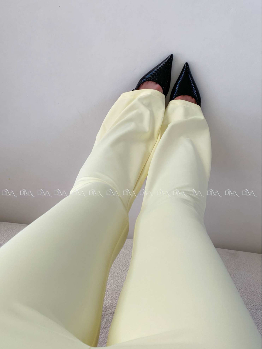 Zvonové push up legíny butter yellow A 86