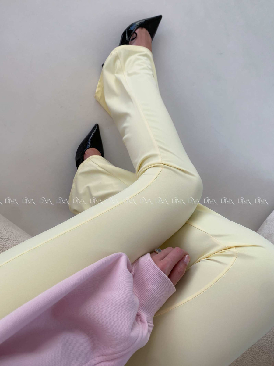 Zvonové push up legíny butter yellow A 86