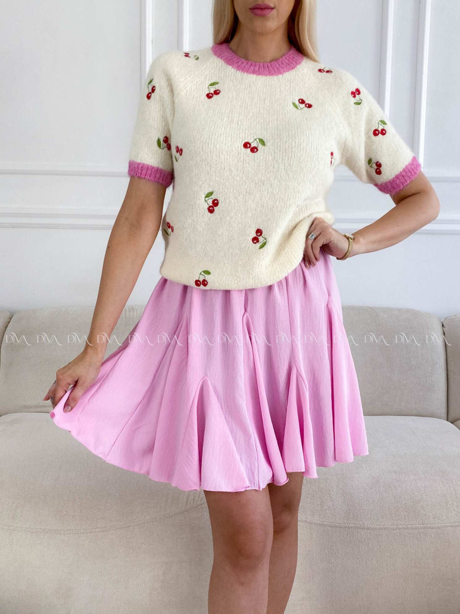 Pletený svetrík s vyšívanými čerešňami A 237