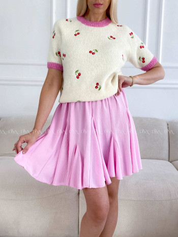 Pletený svetrík s vyšívanými čerešňami A 237