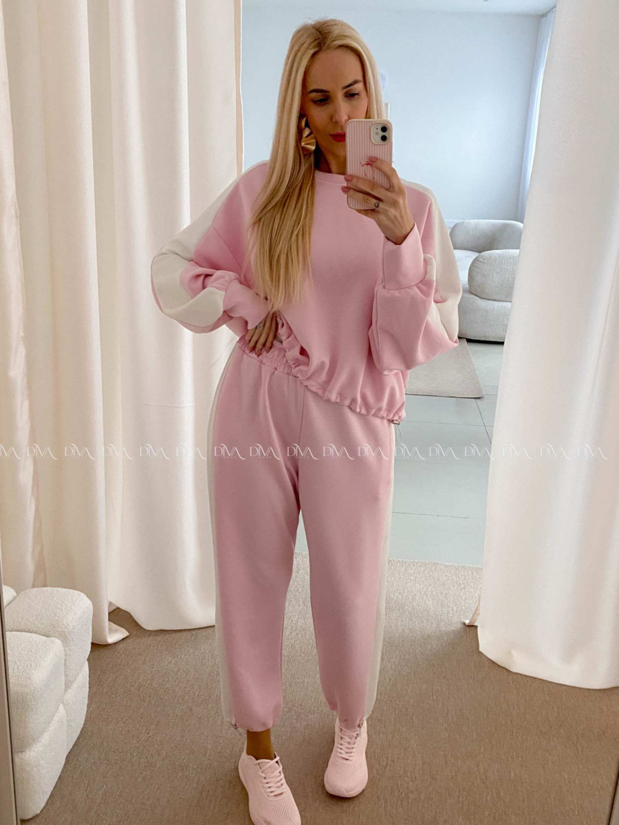 Hladký ležérny komplet s pruhom baby pink AB 26