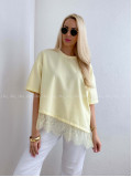 Asymetrické tričko s krajkou butter yellow AB 66