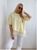 Asymetrické tričko s krajkou butter yellow AB 66