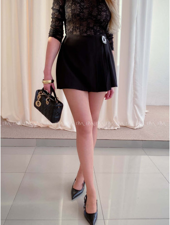 Mini skort sukňa s kamienkovou sponou čierna AB 64