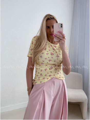 Rebrovaný top s puf rukávmi kvetinkový žltý AB 109