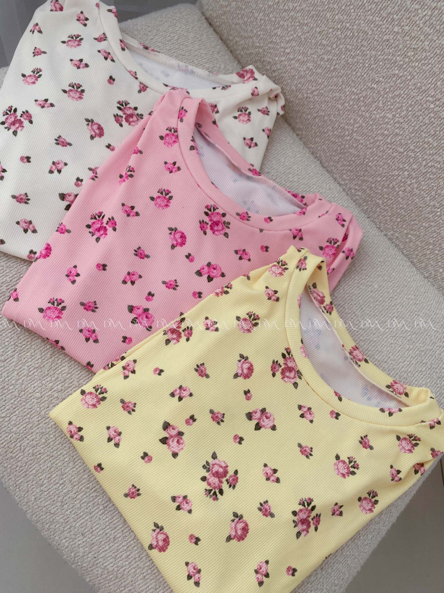 Rebrovaný top s puf rukávmi kvetinkový smotanový AB 109