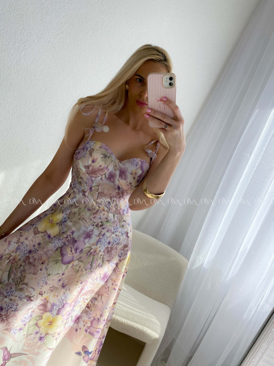 Elegantné kvetované šaty na tenké ramienka Camilla AB 115