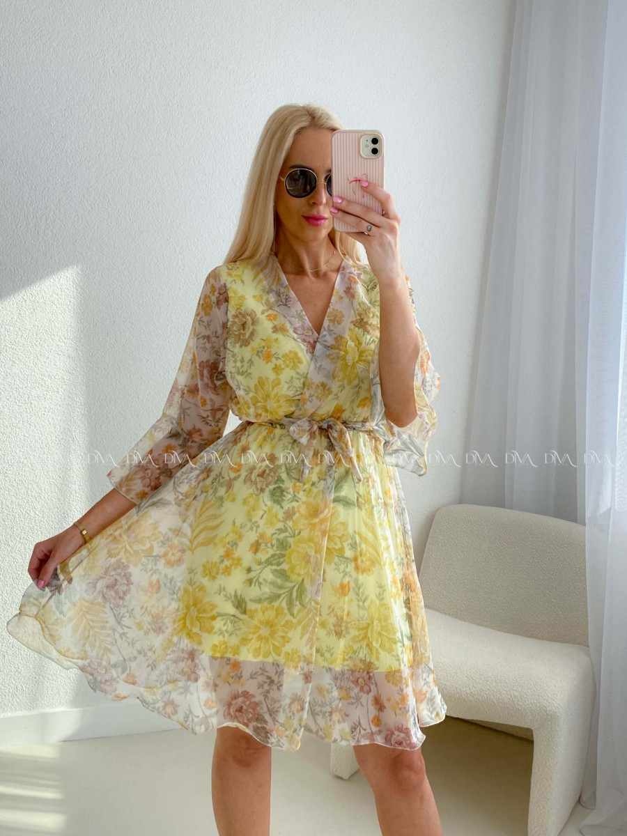 Ľahučké šaty so zvonovými rukávmi garden žlté AB 95