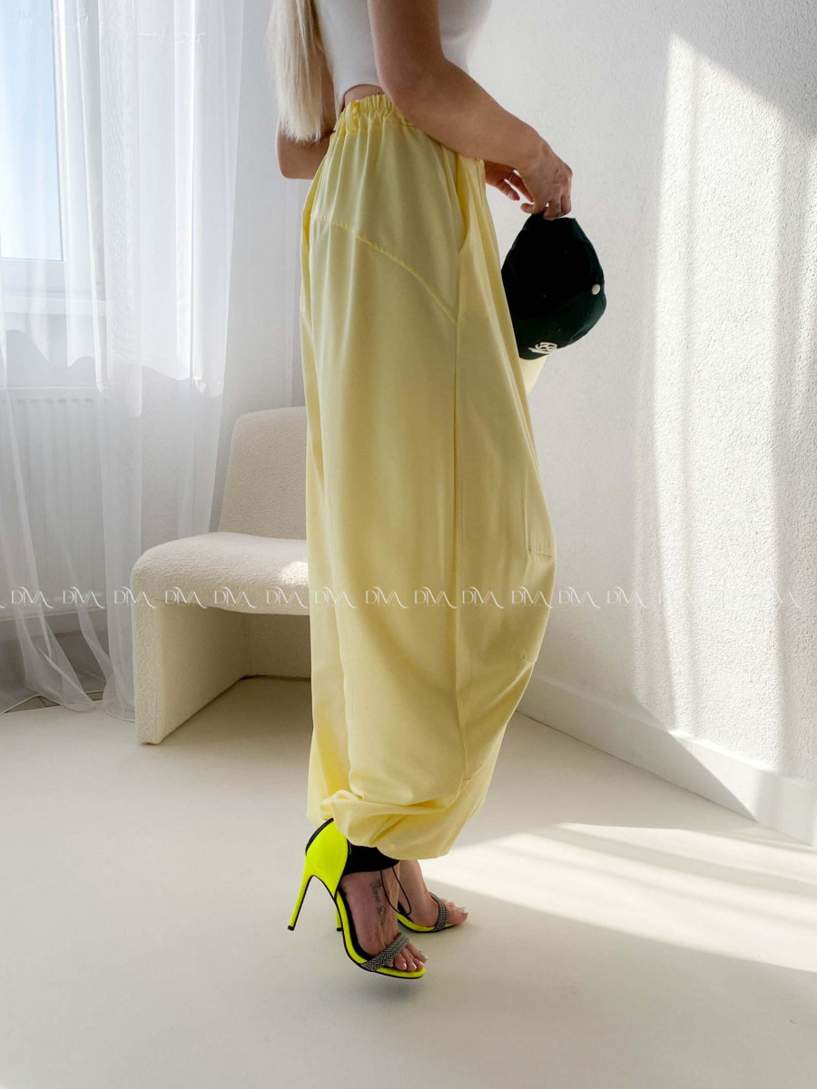 Široké pumpki žlté AB 122