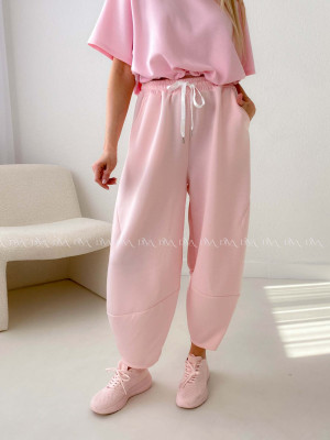 Hladké balónové tepláky baby pink AB 306