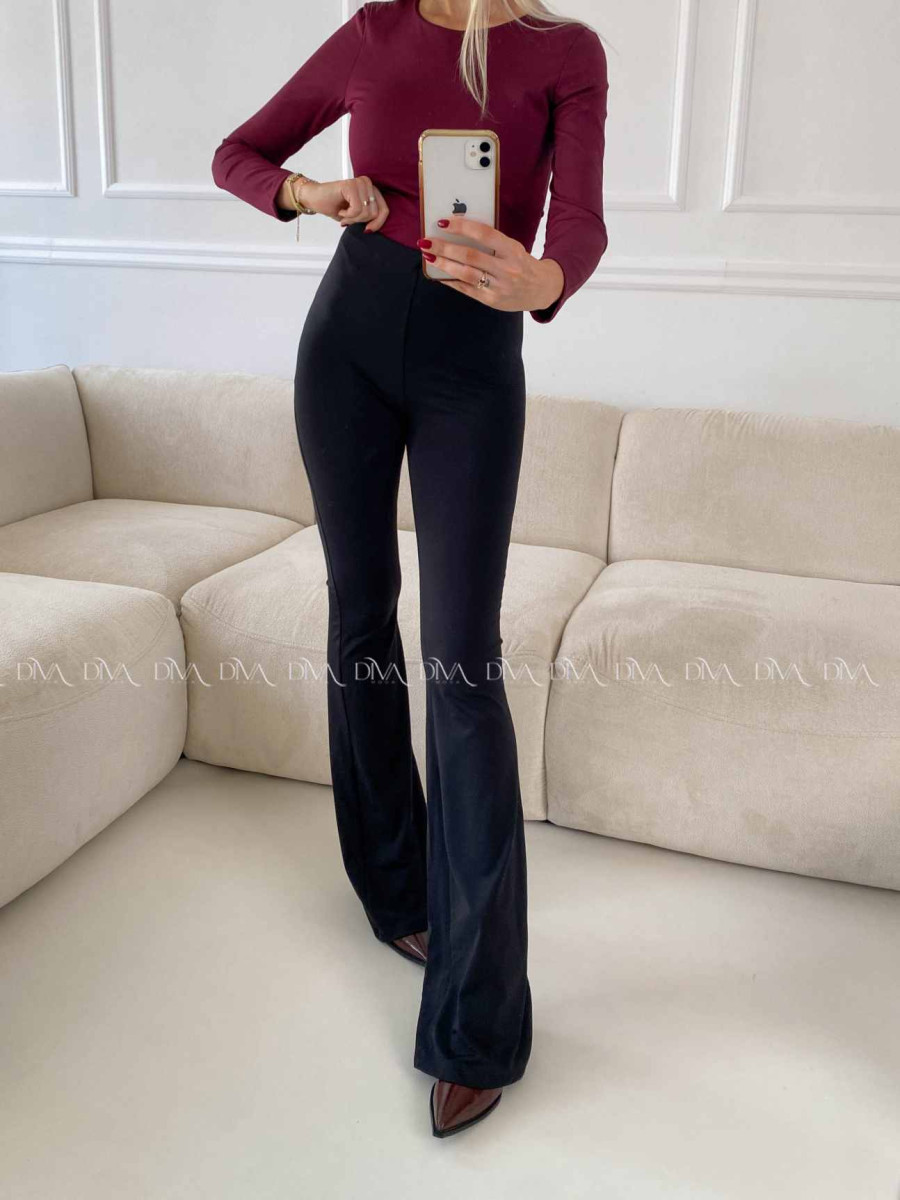 Zvonové push up legíny čierne A 86