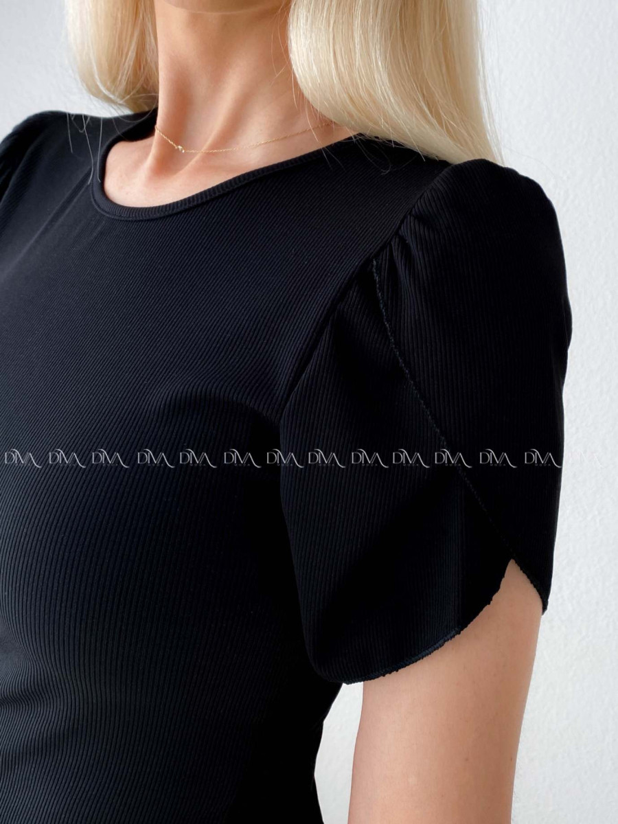 Rebrovaný top s tulipánovými rukávmi čierny AB 200