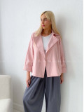Skrátený trench coat pudrovo ružový AB 136
