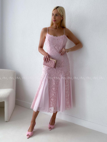 Háčkované elegantné maxi šaty na ramienka ružové AB 165