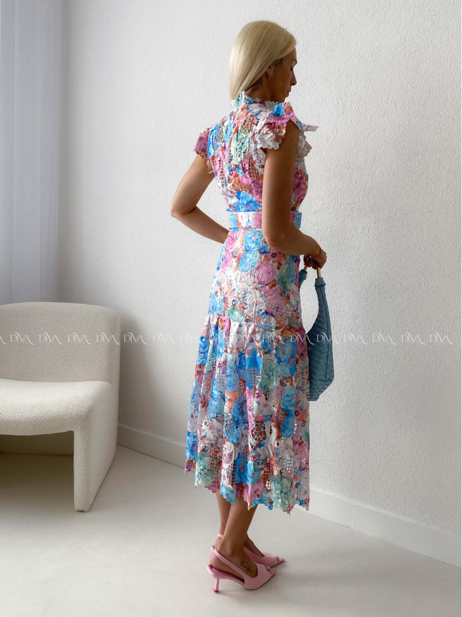 Háčkované midi šaty flora mix s volánikmi ruž-modré AB 166