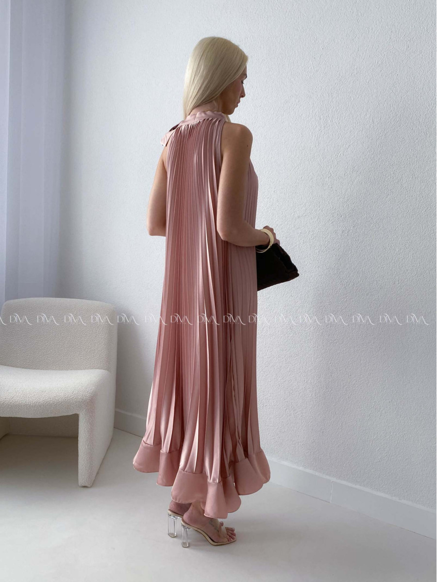 Elegantné saténové plisované maxi šaty blush pink AB 171
