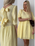 Mušelínové šaty s mašľami na chrbte žlté AB 174