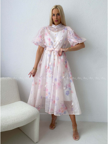 Elegantné ľahké kvetované maxi šaty s 3D lístkami AB 217 Elegantné ľahké kvetované maxi šaty s 3D lístkami AB 217
