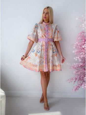 Elegantné kvetinové šaty s puf rukávom krátke Yasmin béžové AB 249 Elegantné kvetinové šaty s puf rukávom krátke Yasmin béžové AB 249