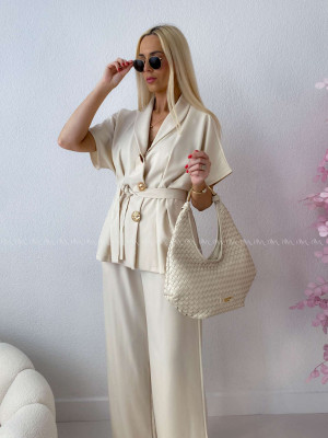 Elegantný komplet so zdobenými gombíkmi svetlo béžový AB 222