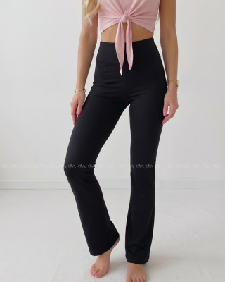 Zvonové push up legíny čierne s riasením A 87
