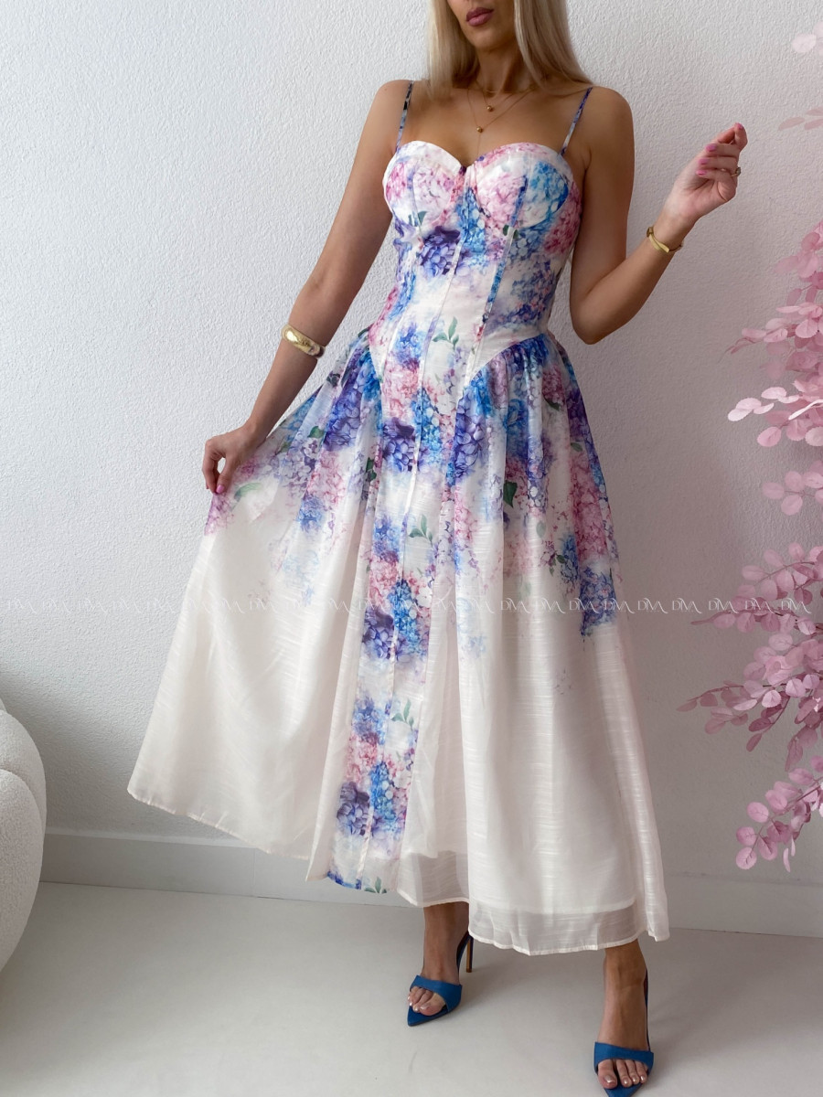 Elegantné ľahké midi šaty na ramienka Flora fialové AB 129 Elegantné ľahké midi šaty na ramienka Flora fialové AB 129