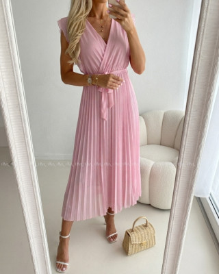 Plisované maxi šaty s volánom na ramenách baby pink AB 500