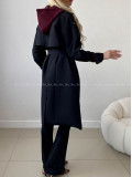 Čierny prechodný trenchcoat AB 91