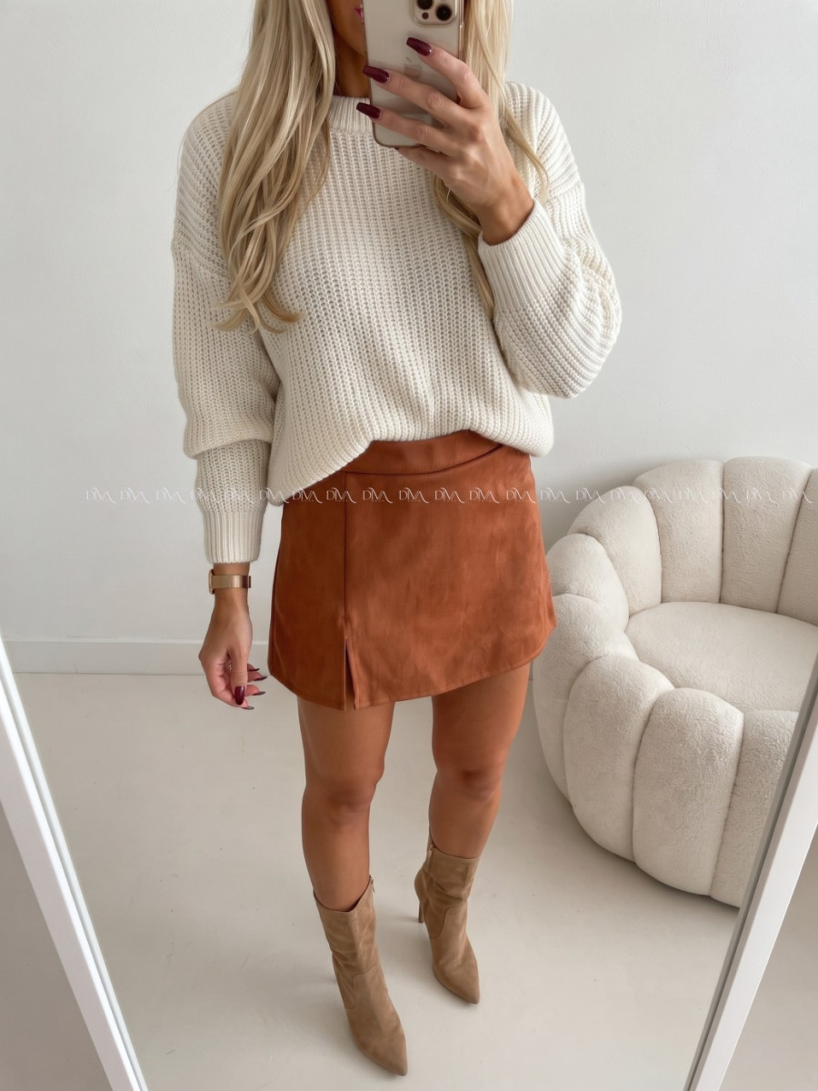 Jelenicový skort škoricový AB 700 Jelenicový skort škoricový AB 700