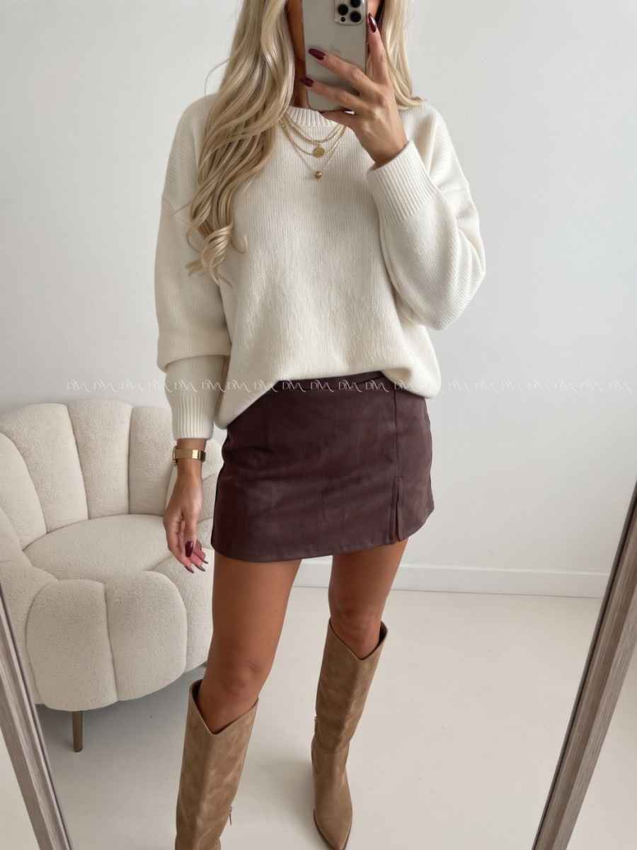 Jelenicový skort čokoládový AB 700 Jelenicový skort čokoládový AB 700
