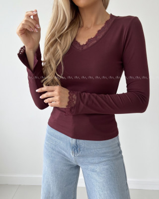 Basic zateplený top s krajkou burgundy AB 840