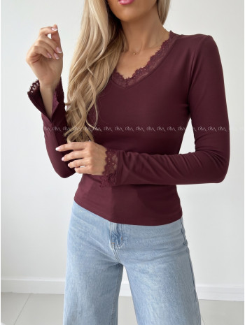 Basic zateplený top s krajkou burgundy AB 840