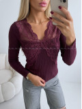 Úpletový top s krajkou burgundy AB 946 Úpletový top s krajkou burgundy AB 946