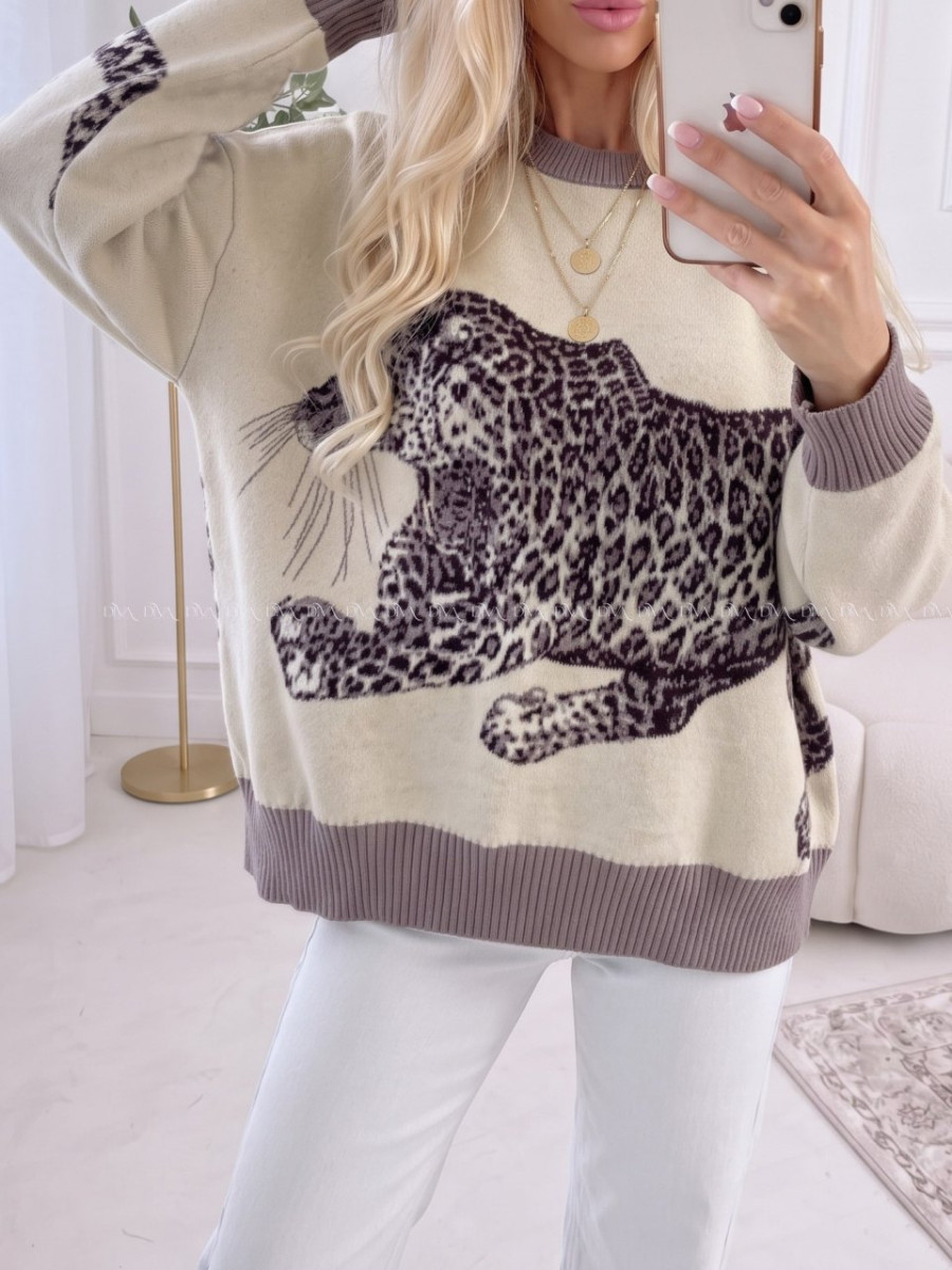 Oversize sveter Leopard vanilla AA 16 Oversize sveter Leopard vanilla AA 16