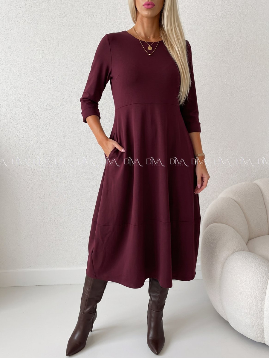 Maxi šaty hruškového strihu burgundy AA 105 Maxi šaty hruškového strihu burgundy AA 105